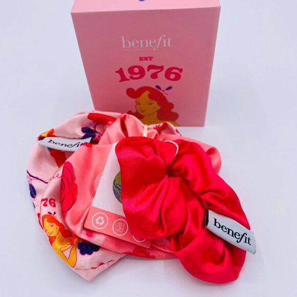 Benefit Scrunchie Set, Pink Red Floral Rosie Limited Edition,Elegant Box,3pc,NEW - Picture 4 of 7